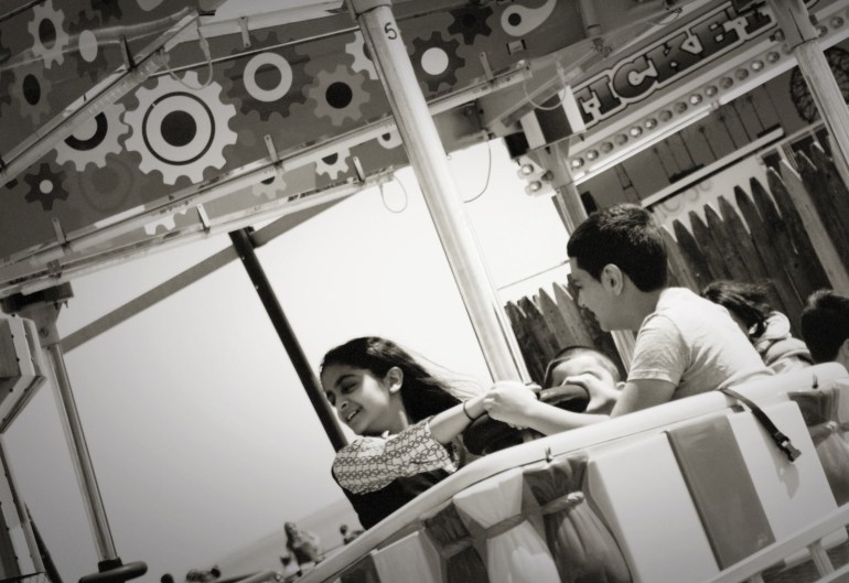 kids balloon ride 04262014